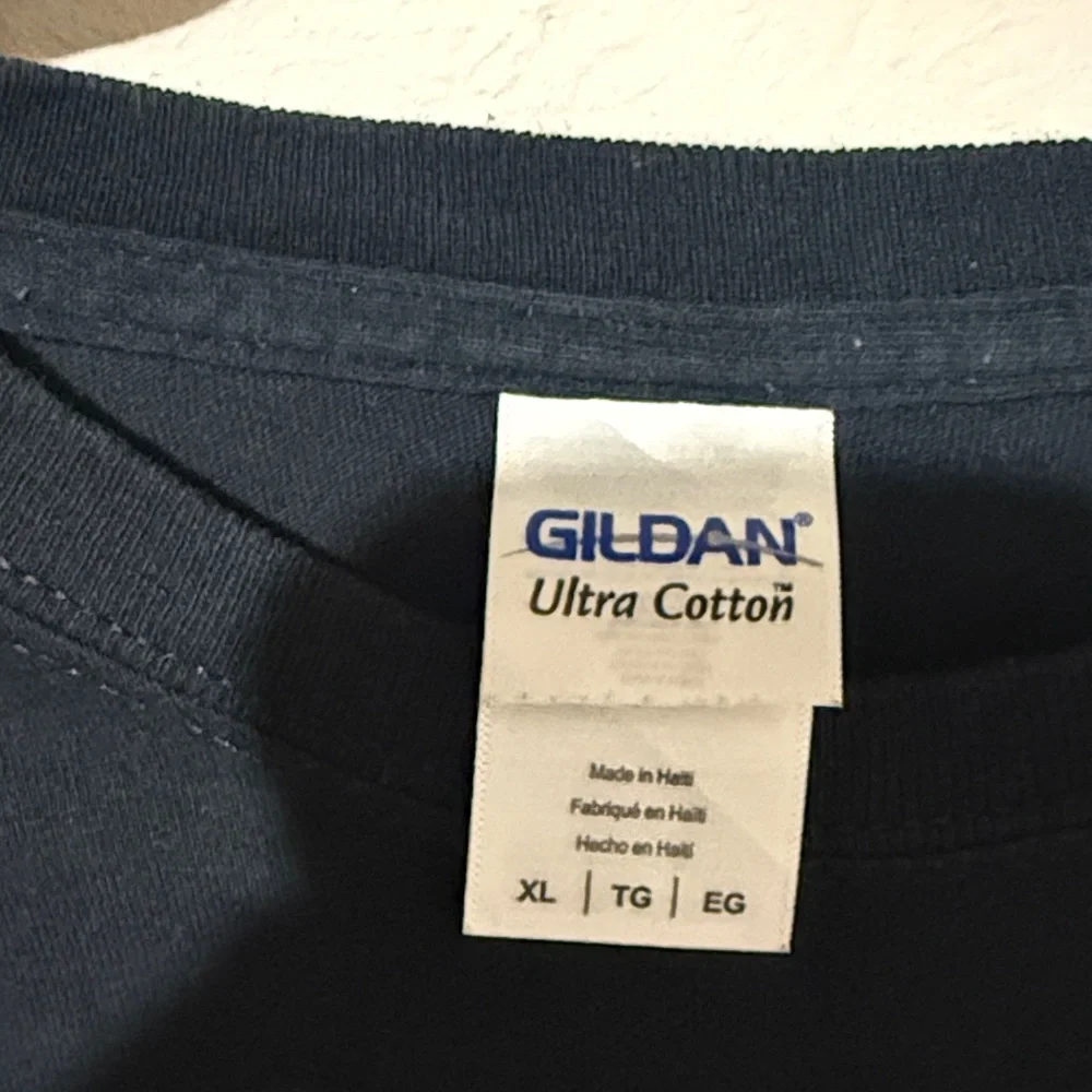 Gildan Black Graphic Tee with White Design - Picture 2 of 4